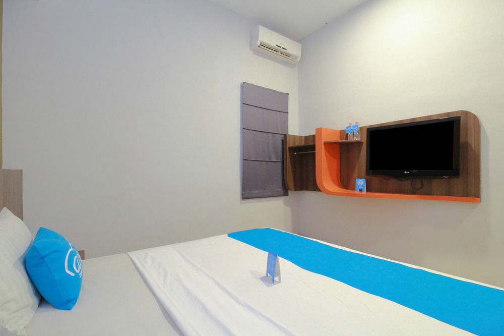 J Hotel Medan Exterior foto